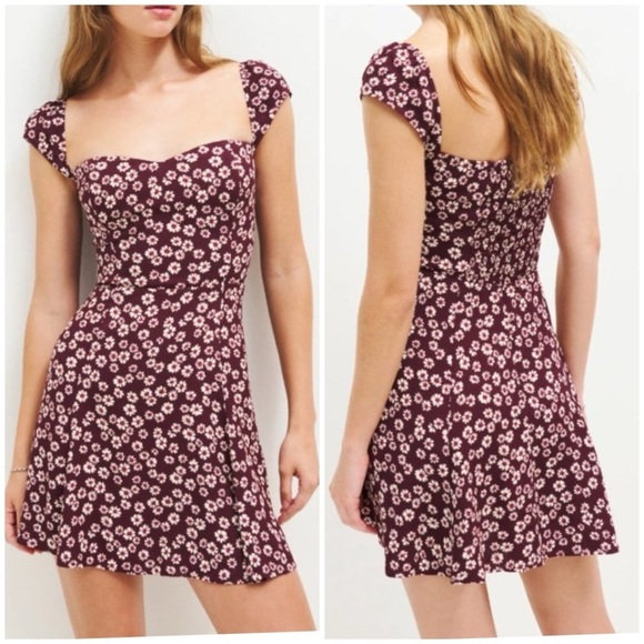NWT Reformation Tanis Dress in Geena Mini Floral 4 - Picture 1 of 10